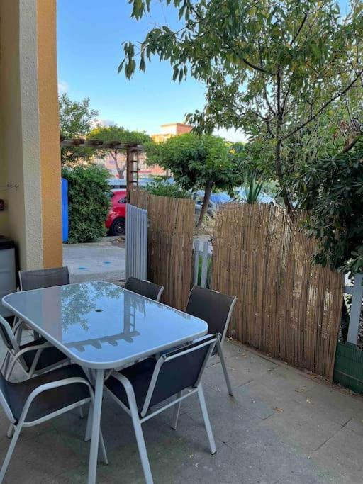 T3 - Parking - Plage / 6 Personnes Le Barcarès Dış mekan fotoğraf